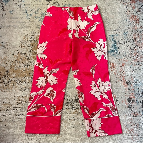 Zara pink and white floral cropped pants - Picture 2 of 7